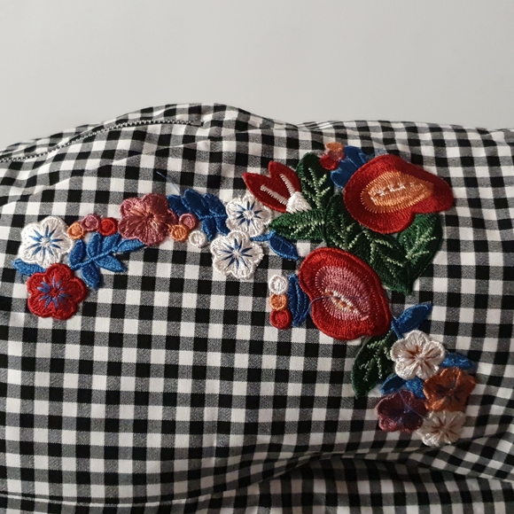 Zara Woman Black White Checked Floral Shorts Size S - Picture 2 of 9